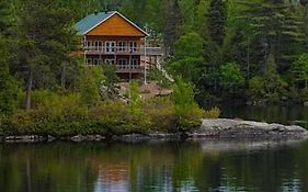 Auberge La Tanière
